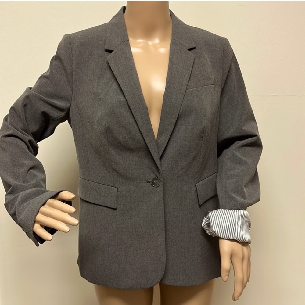 NWOT The Limited Collection Blazer